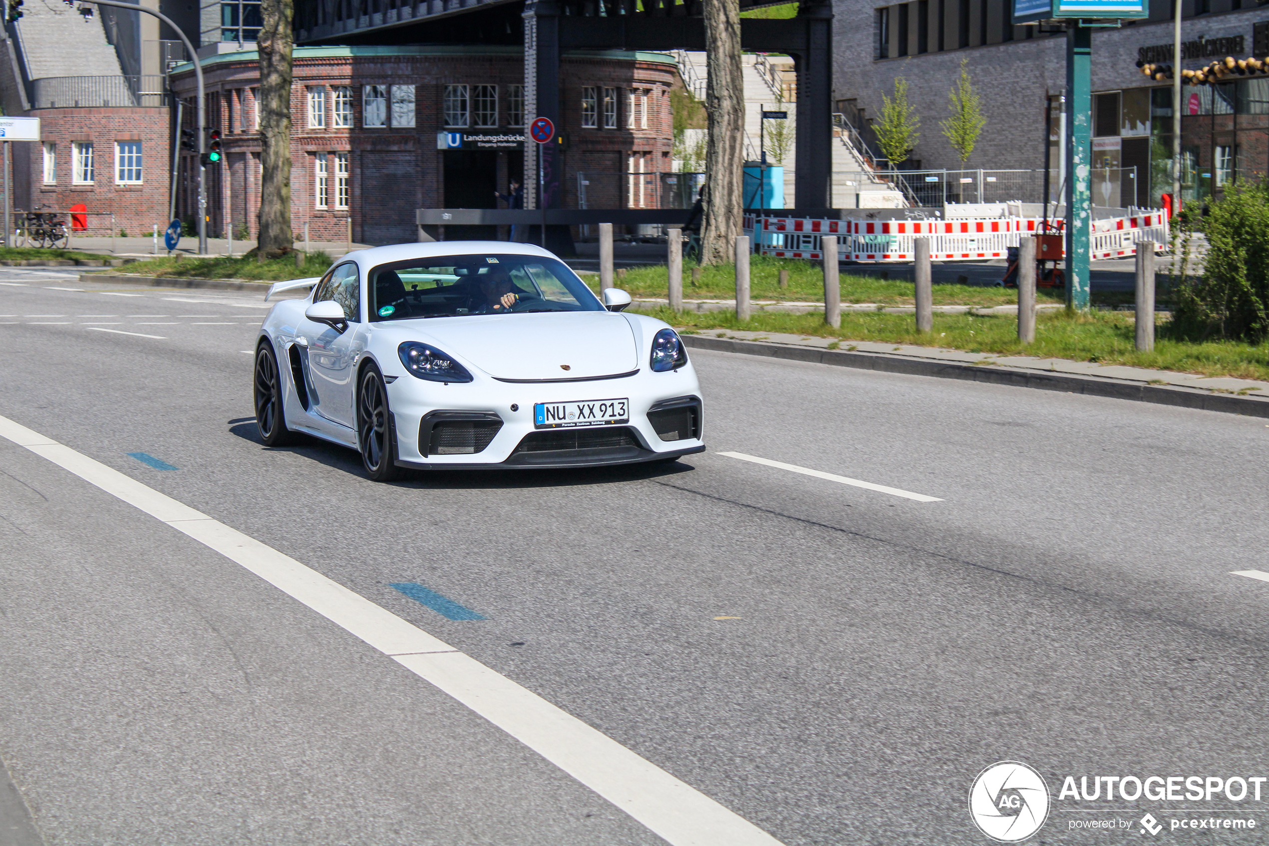 Porsche 718 Cayman GT4