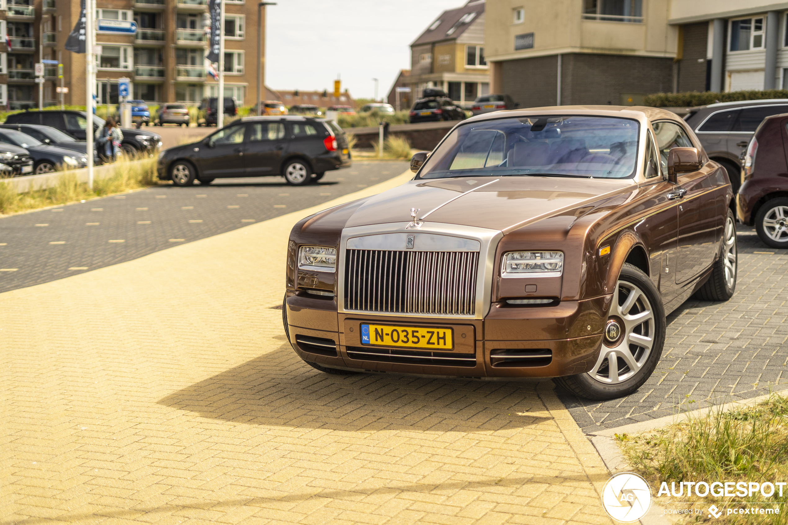 Vers op kenteken: Phantom Coupé