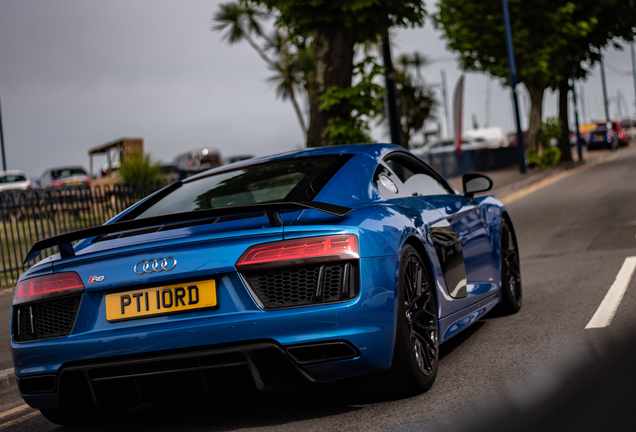 Audi R8 V10 Plus 2015