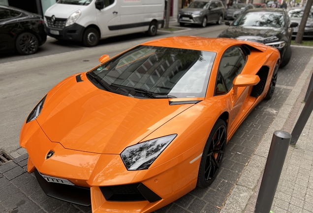 Lamborghini Aventador LP700-4