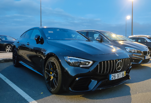 Mercedes-AMG GT 63 S X290