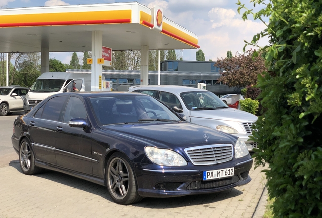 Mercedes-Benz S 65 AMG W220