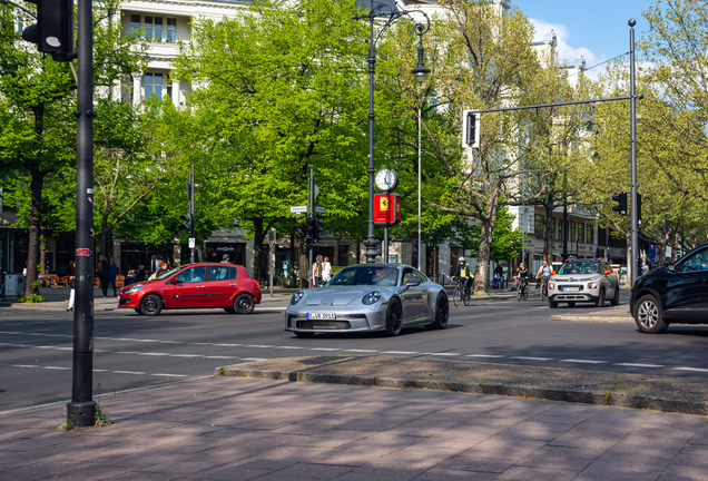 Porsche 992 GT3 Touring