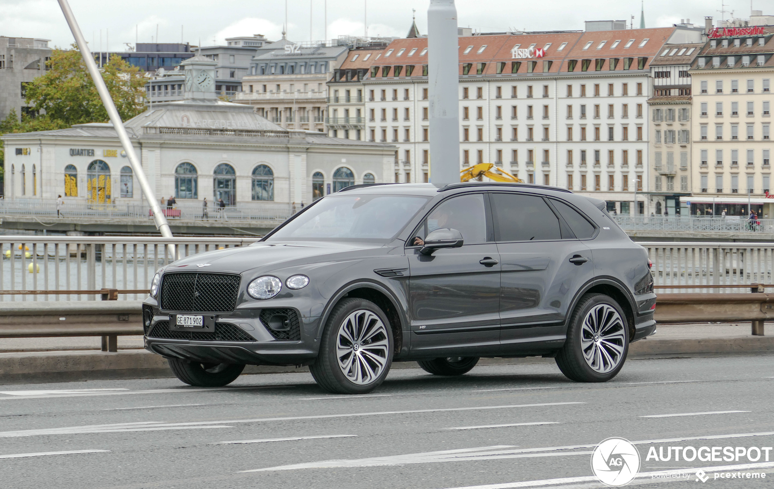 Bentley Bentayga V8 2021 First Edition