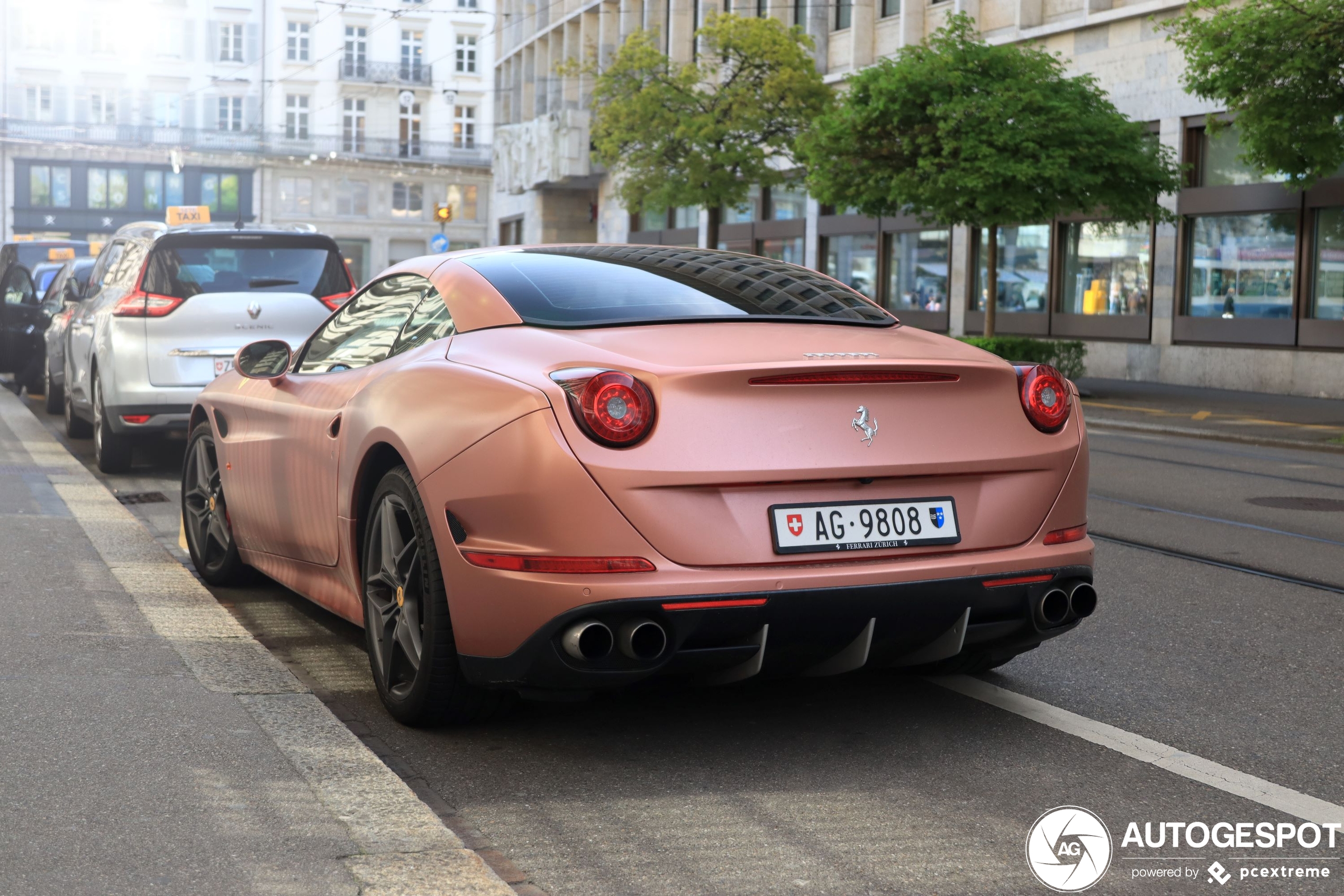 Ferrari California T