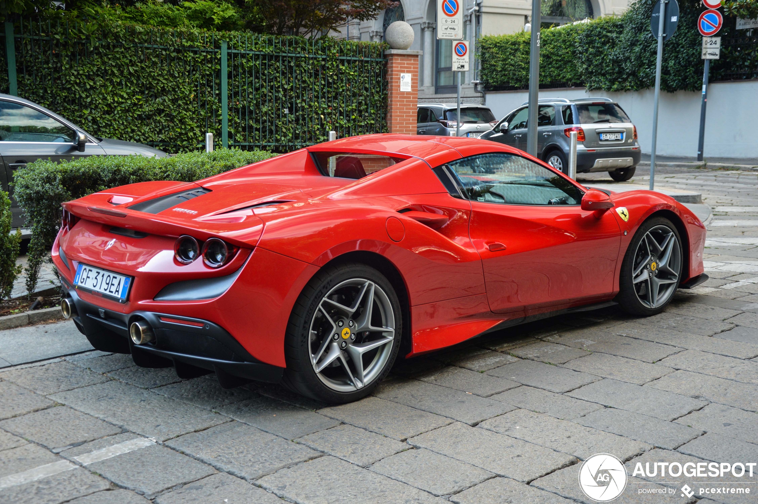 Ferrari F8 Spider