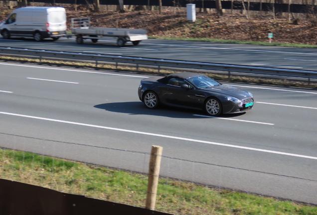 Aston Martin V8 Vantage Roadster 2012