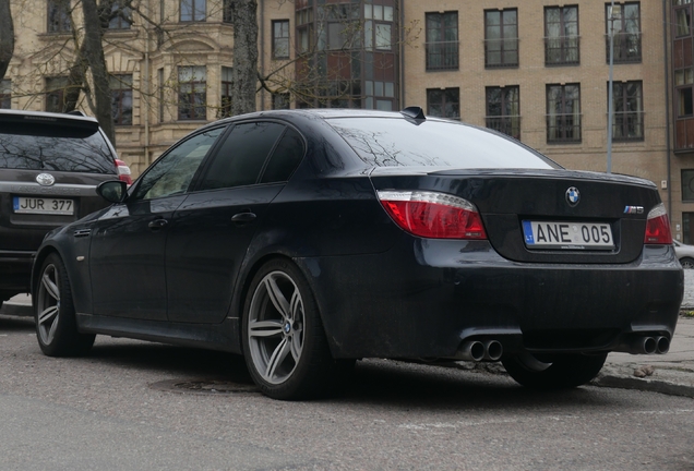 BMW M5 E60 2007