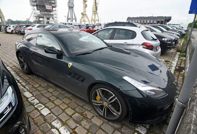 Ferrari GTC4Lusso