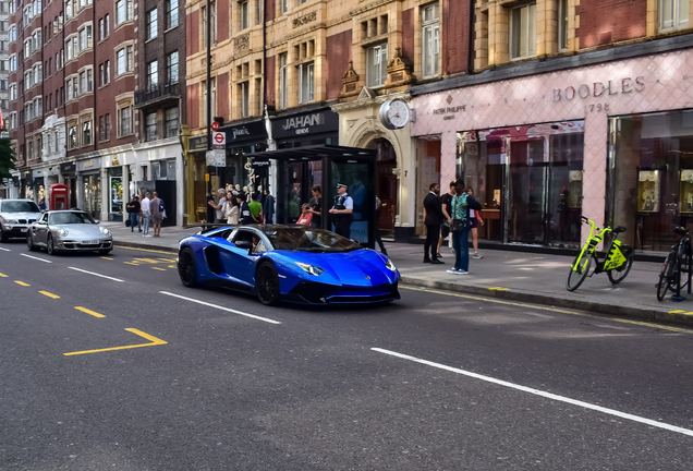 Lamborghini Aventador LP750-4 SuperVeloce Roadster