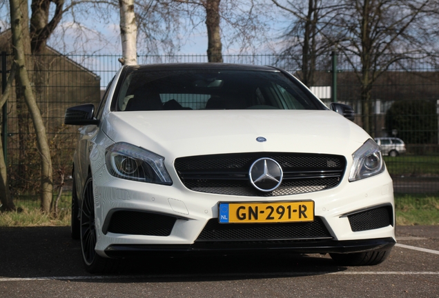 Mercedes-Benz A 45 AMG