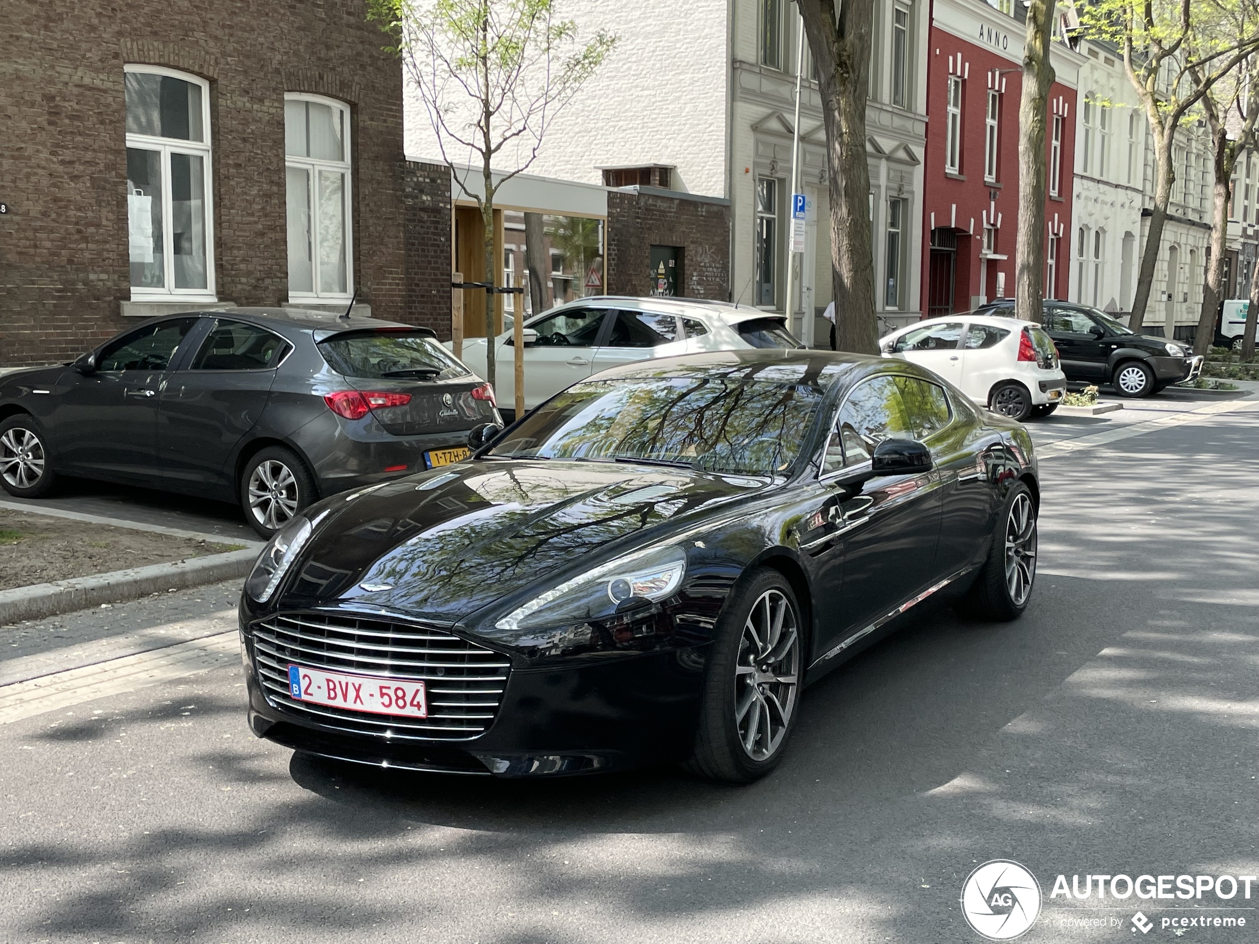 Aston Martin Rapide S