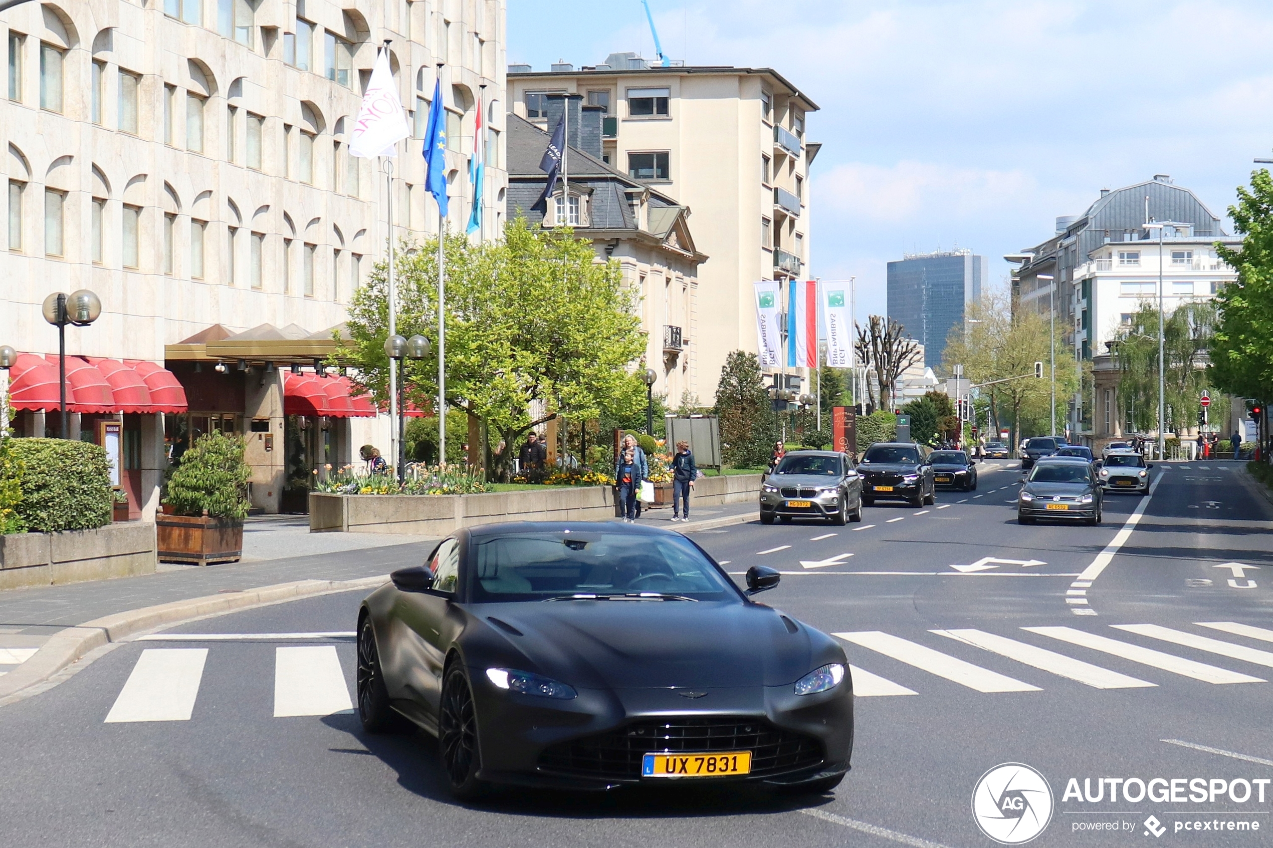 Aston Martin V8 Vantage 2018