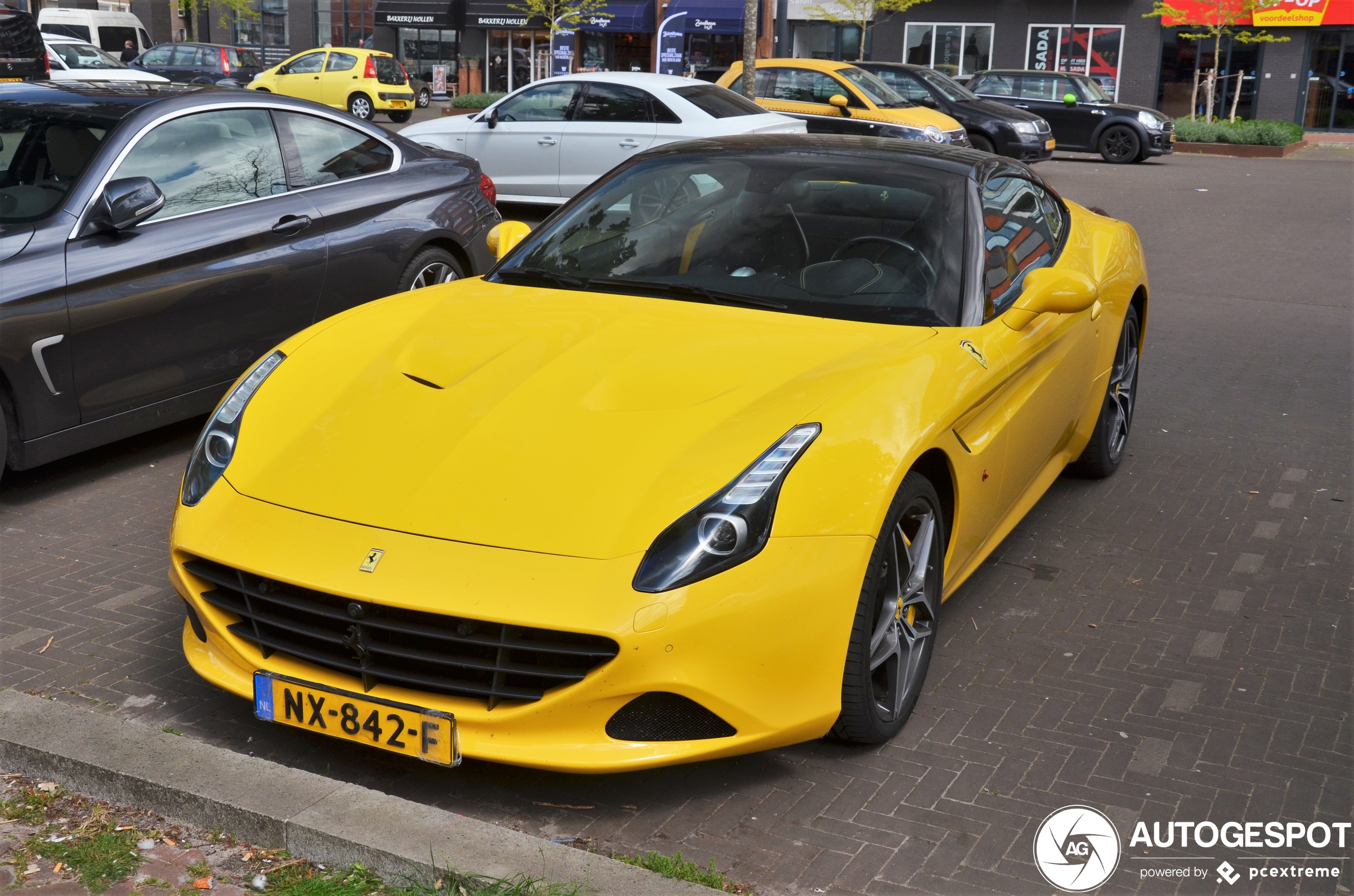 Ferrari California T