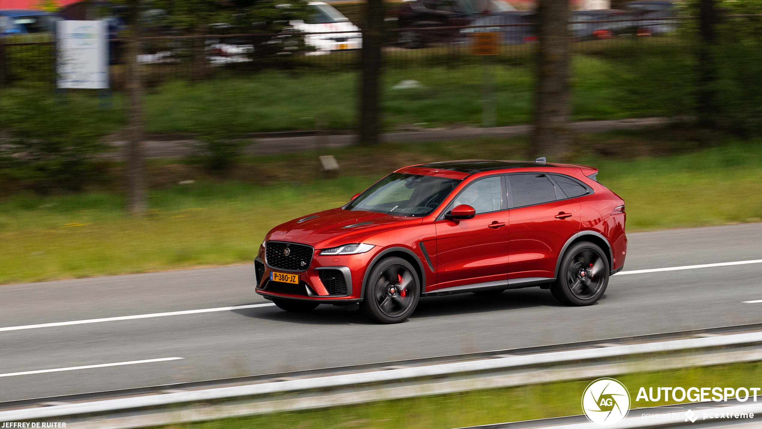 Jaguar F-PACE SVR 2021