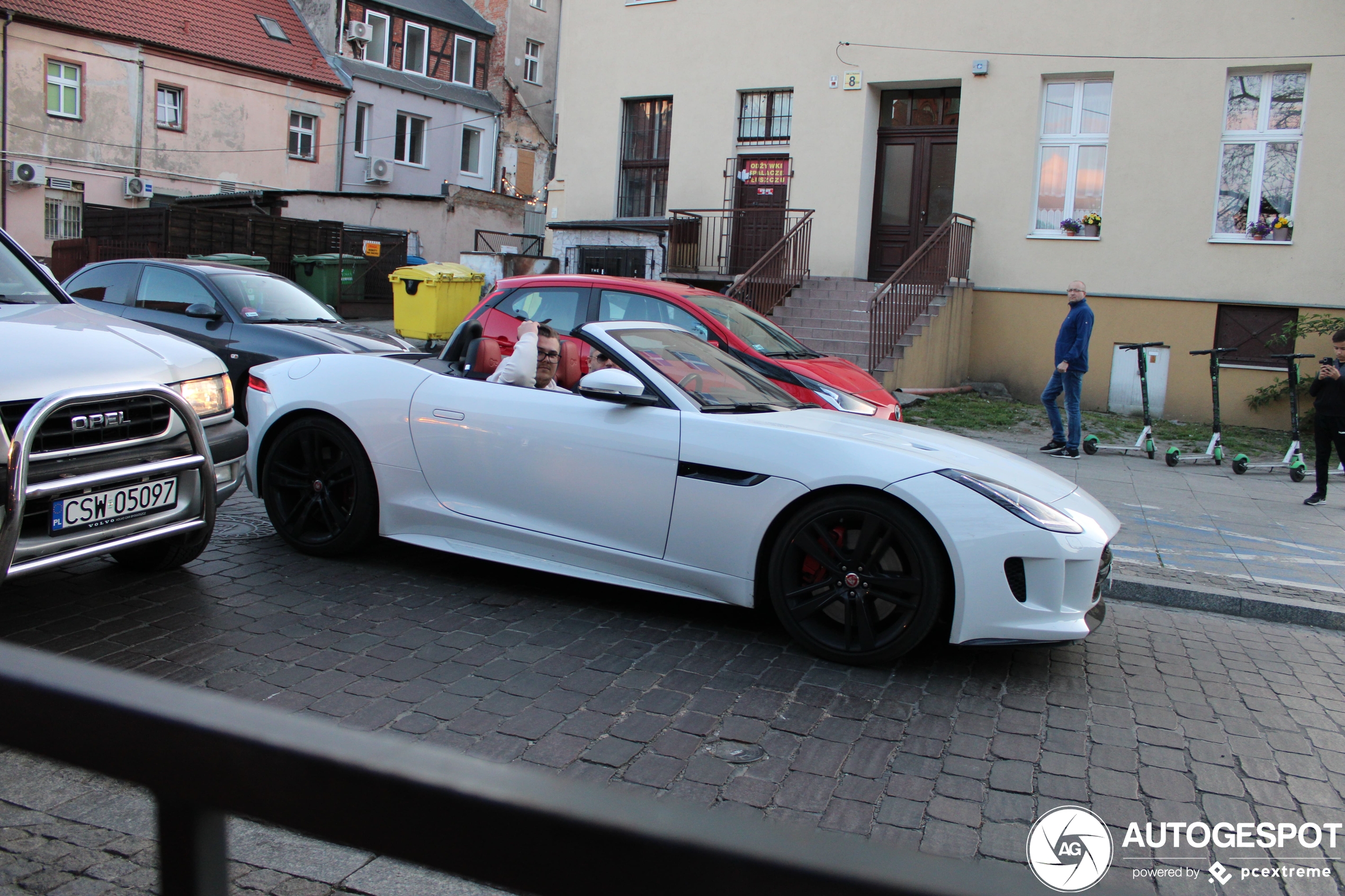 Jaguar F-TYPE R AWD Convertible