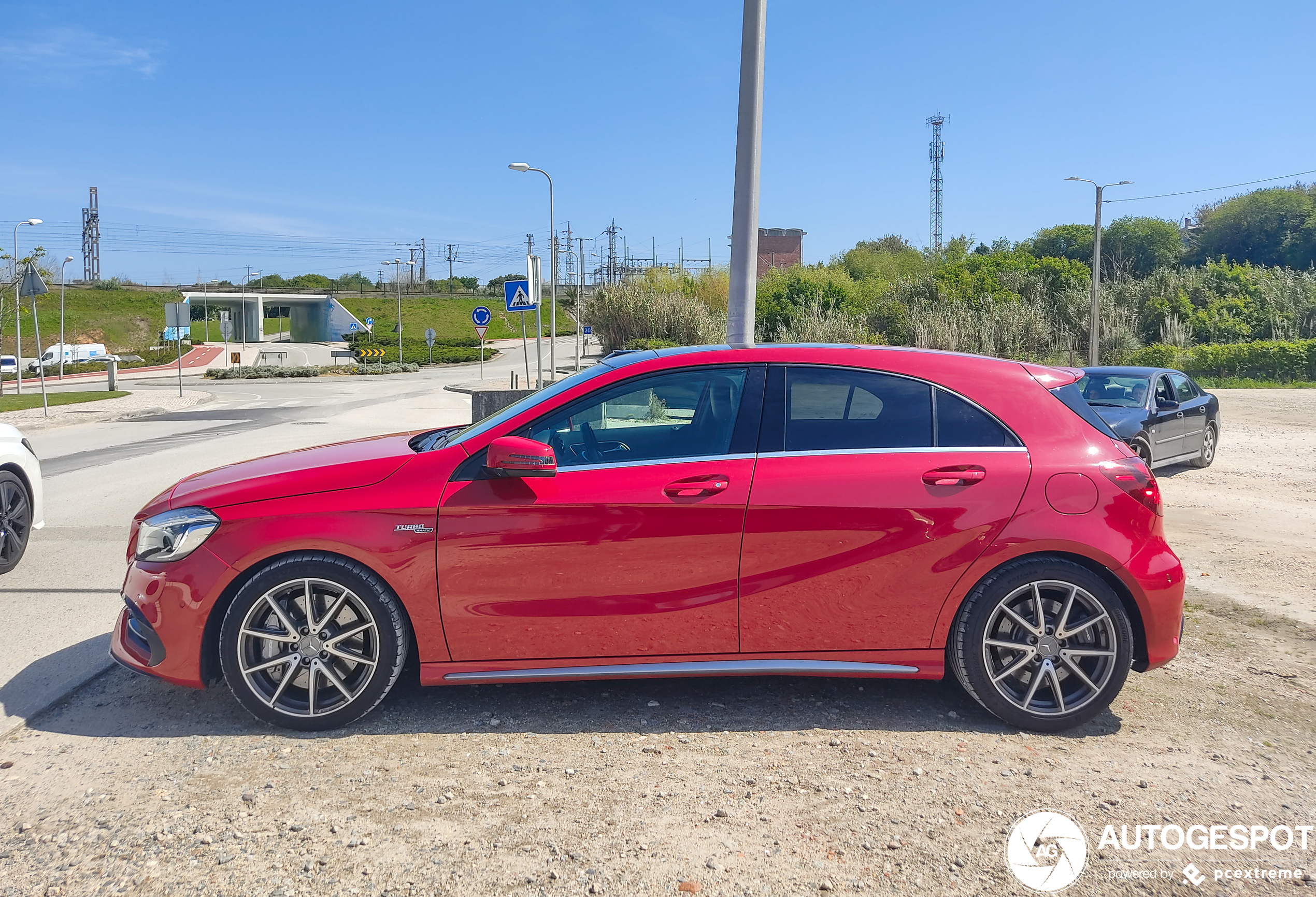 Mercedes-AMG A 45 W176 2015