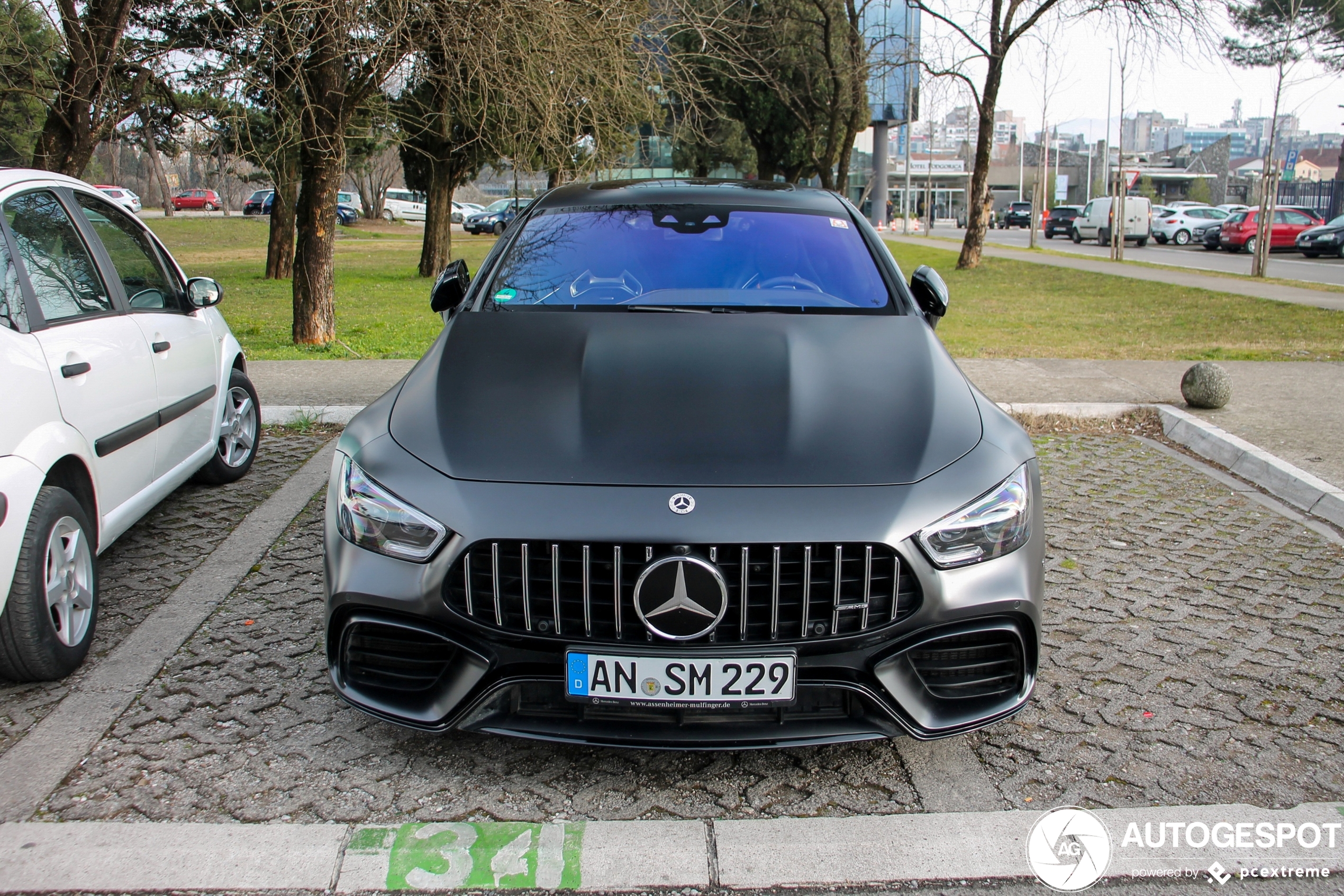 Mercedes-AMG GT 63 S X290