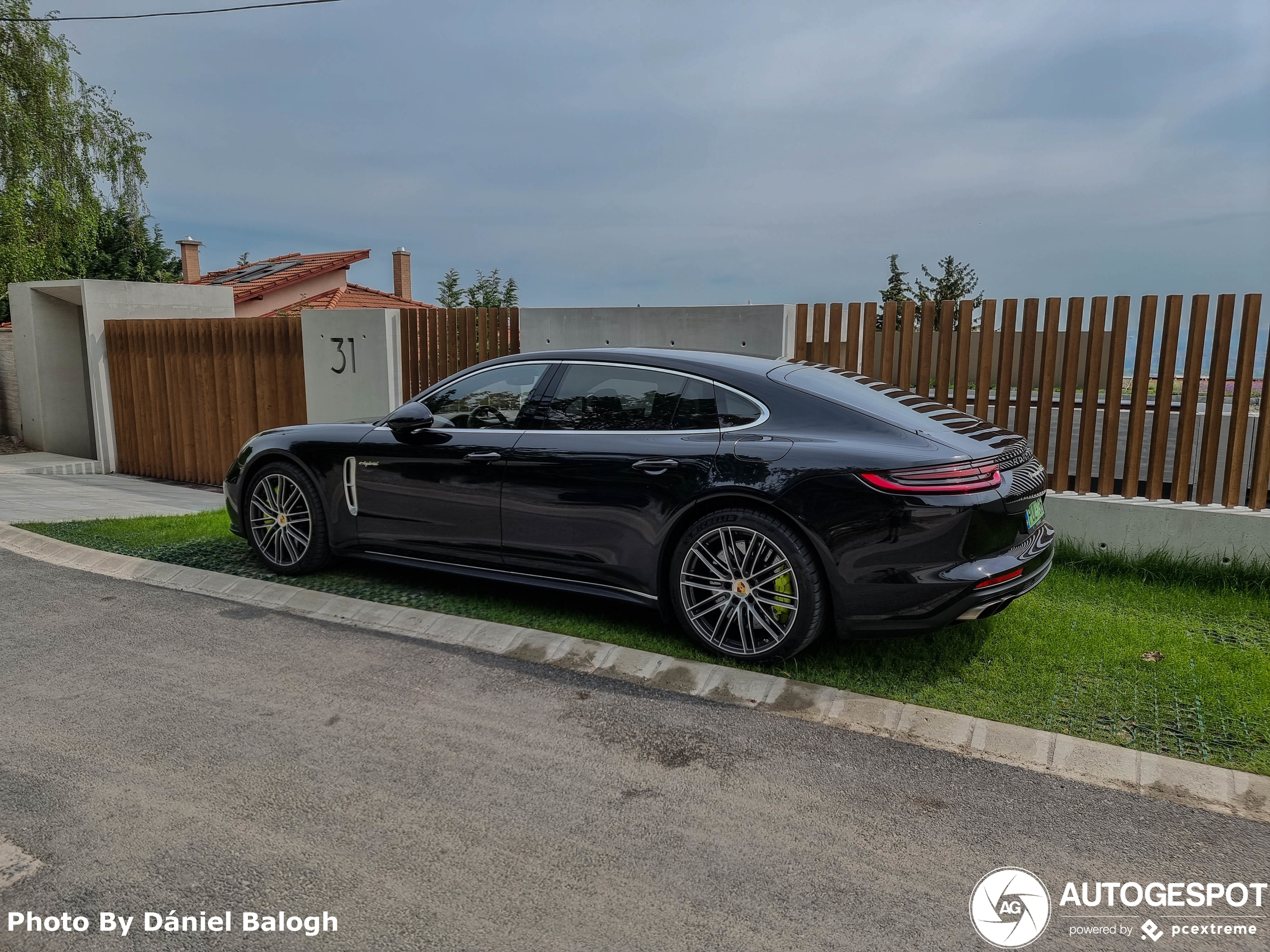 Porsche 971 Panamera Turbo S E-Hybrid