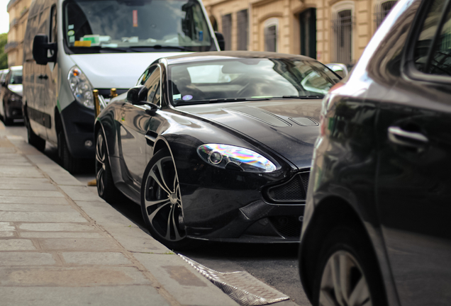 Aston Martin V12 Vantage S