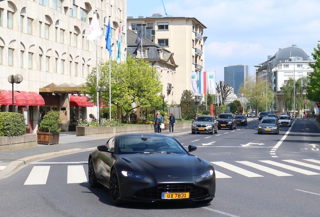 Aston Martin V8 Vantage 2018