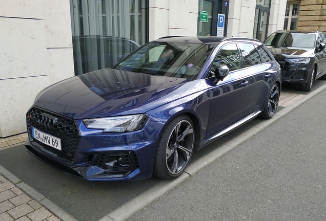 Audi RS4 Avant B9