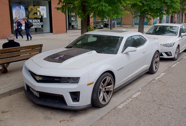 Chevrolet Camaro ZL1 2014