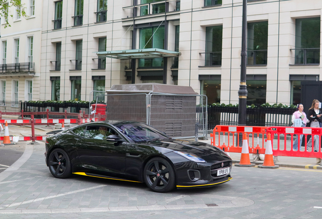 Jaguar F-TYPE 400 Sport Coupé