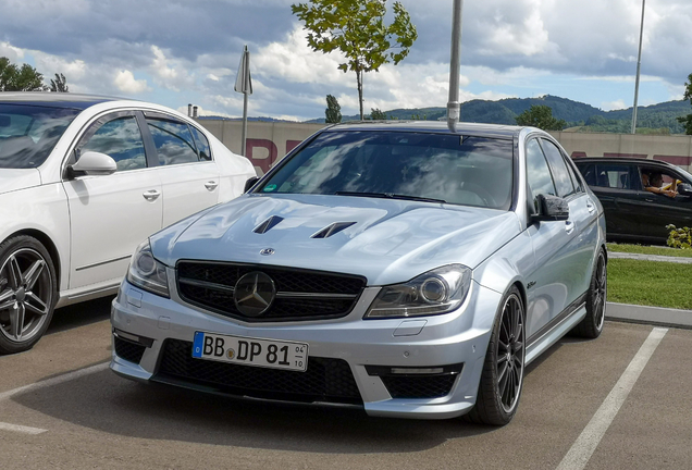 Mercedes-Benz C 63 AMG Edition 507