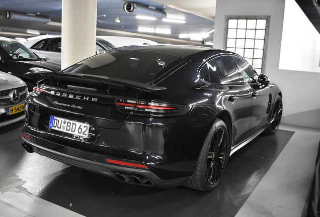 Porsche 971 Panamera Turbo