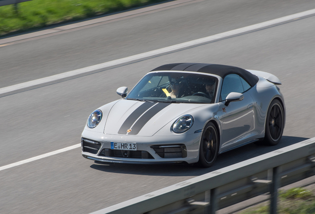 Porsche 992 Carrera 4S Cabriolet