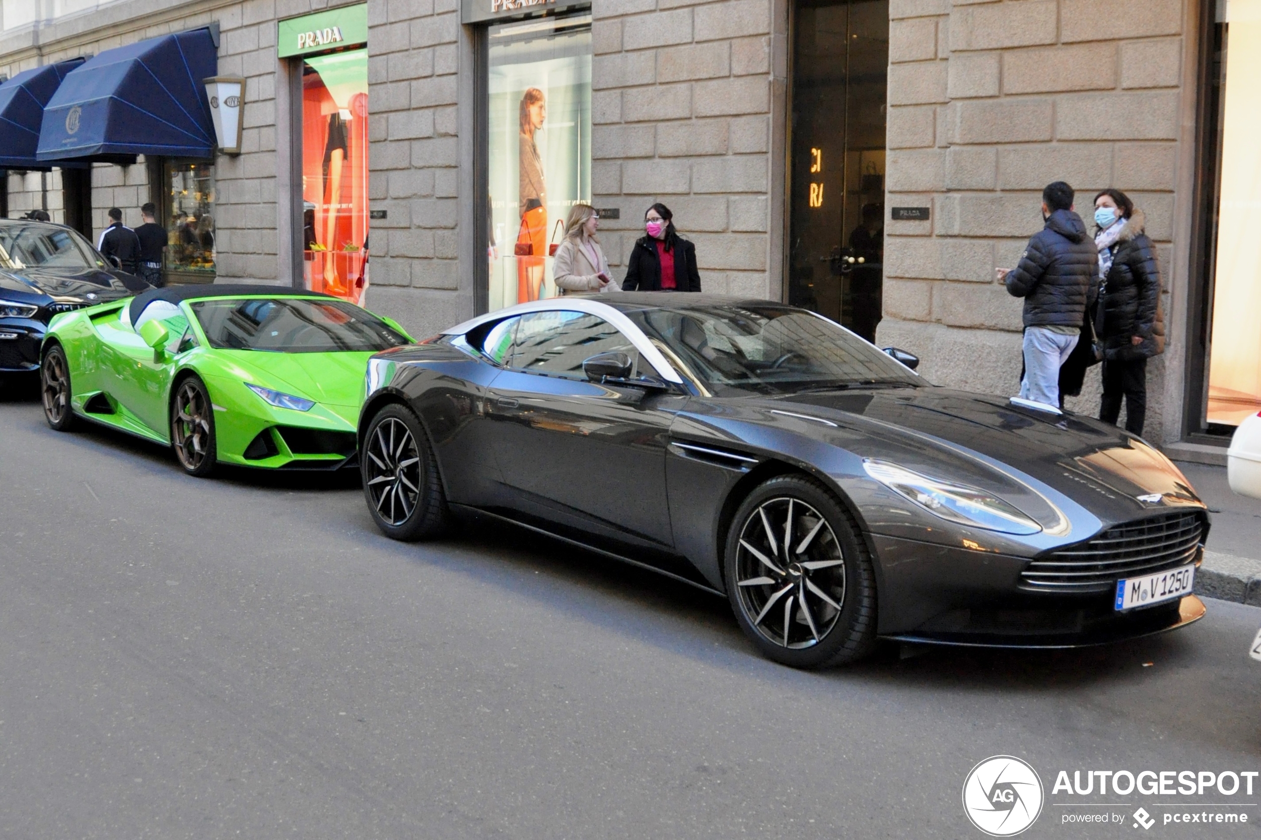 Aston Martin DB11