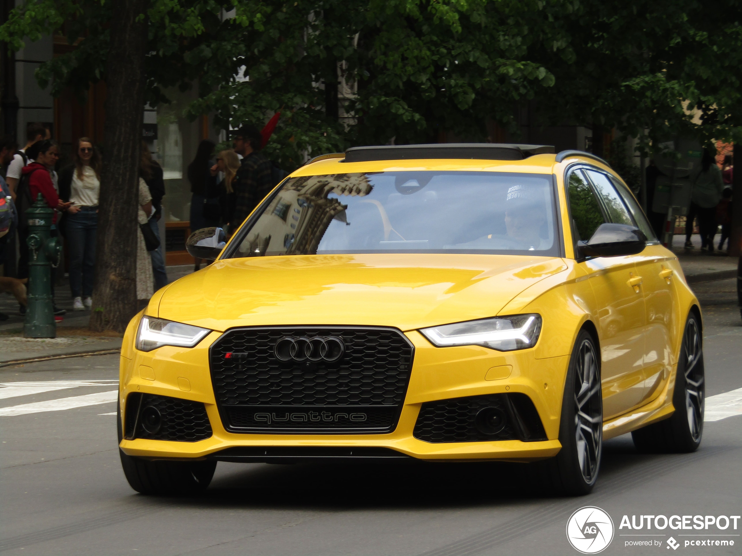 Audi RS6 Avant C7 2015