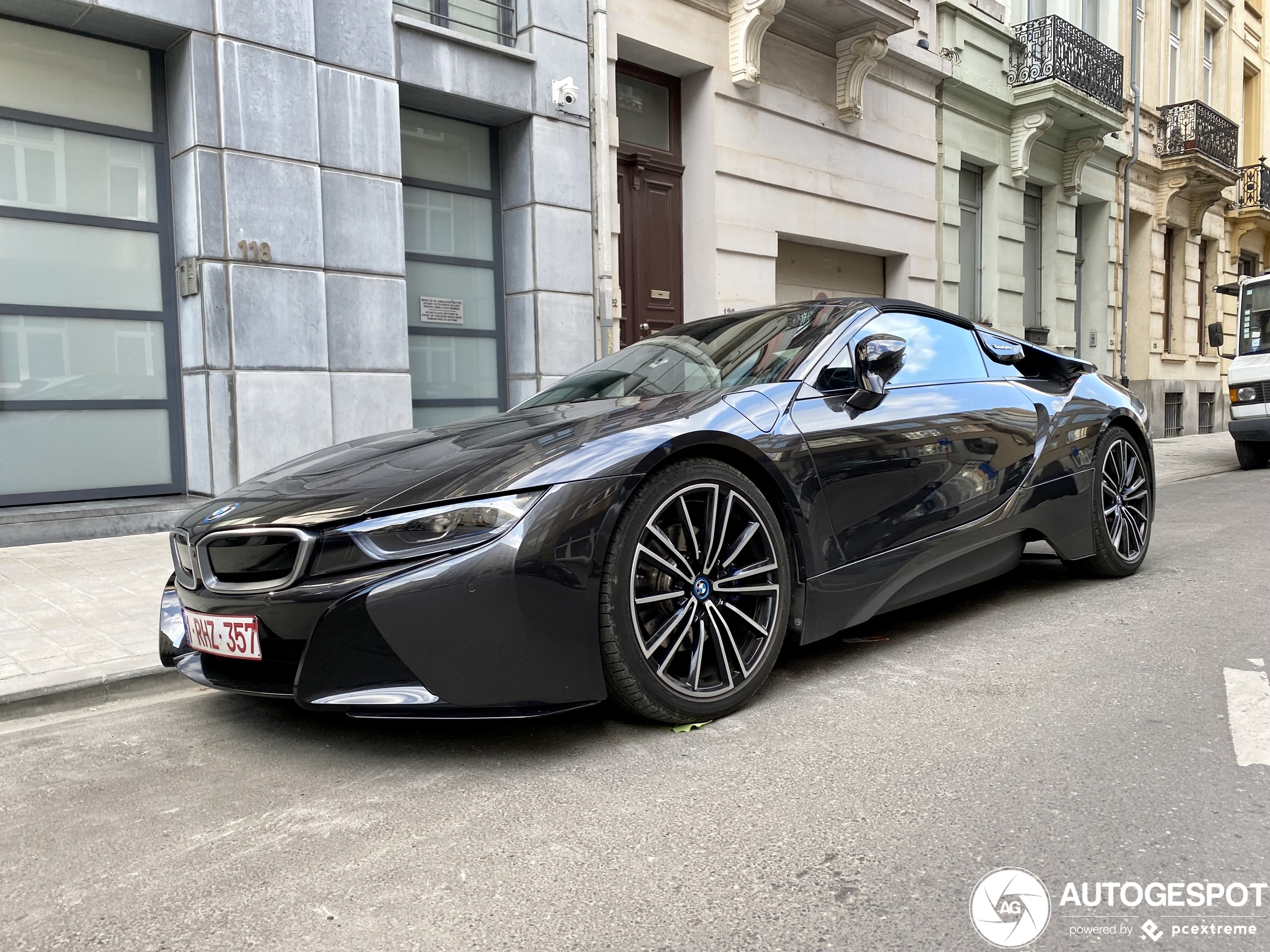 BMW i8 Roadster