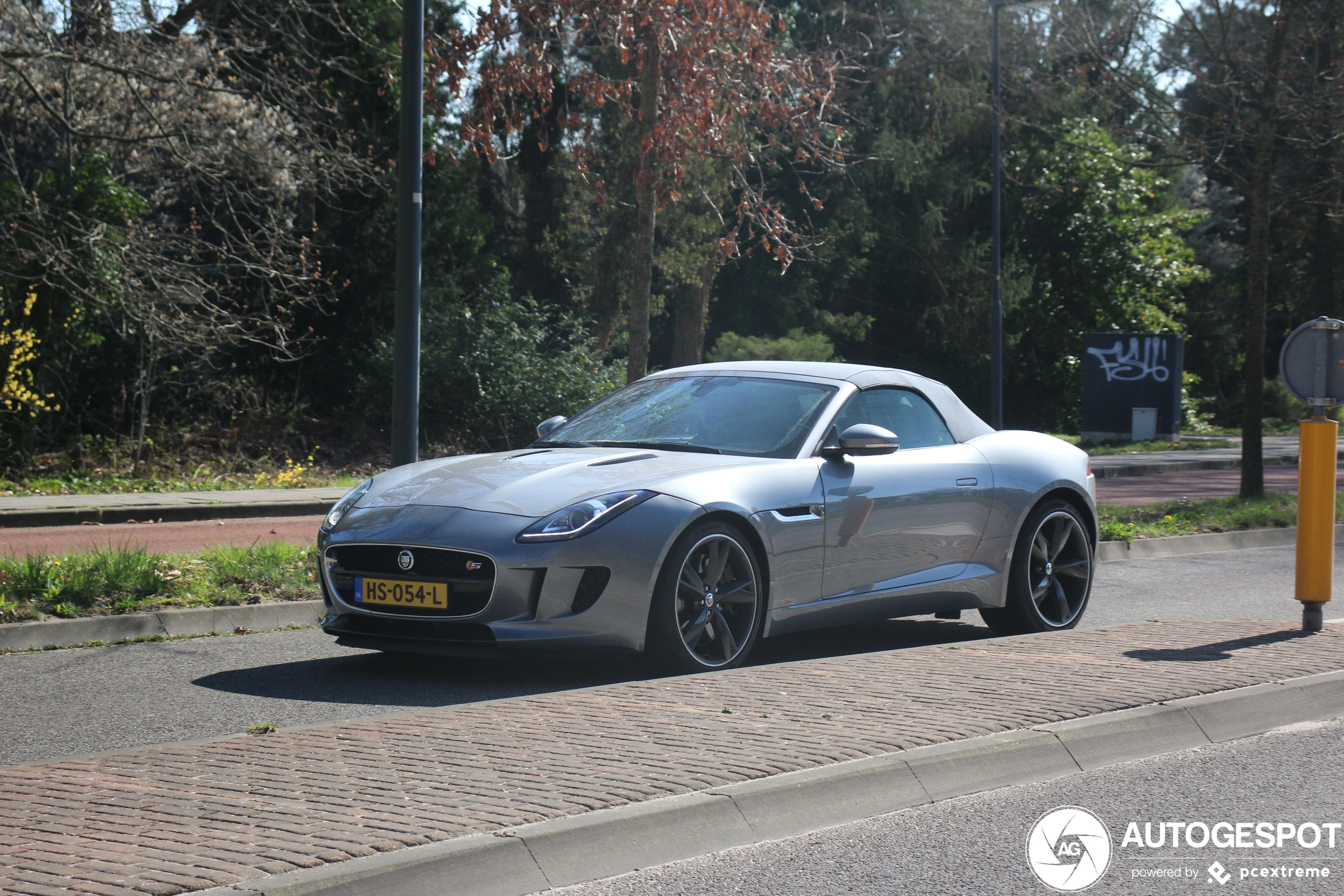 Jaguar F-TYPE S Convertible