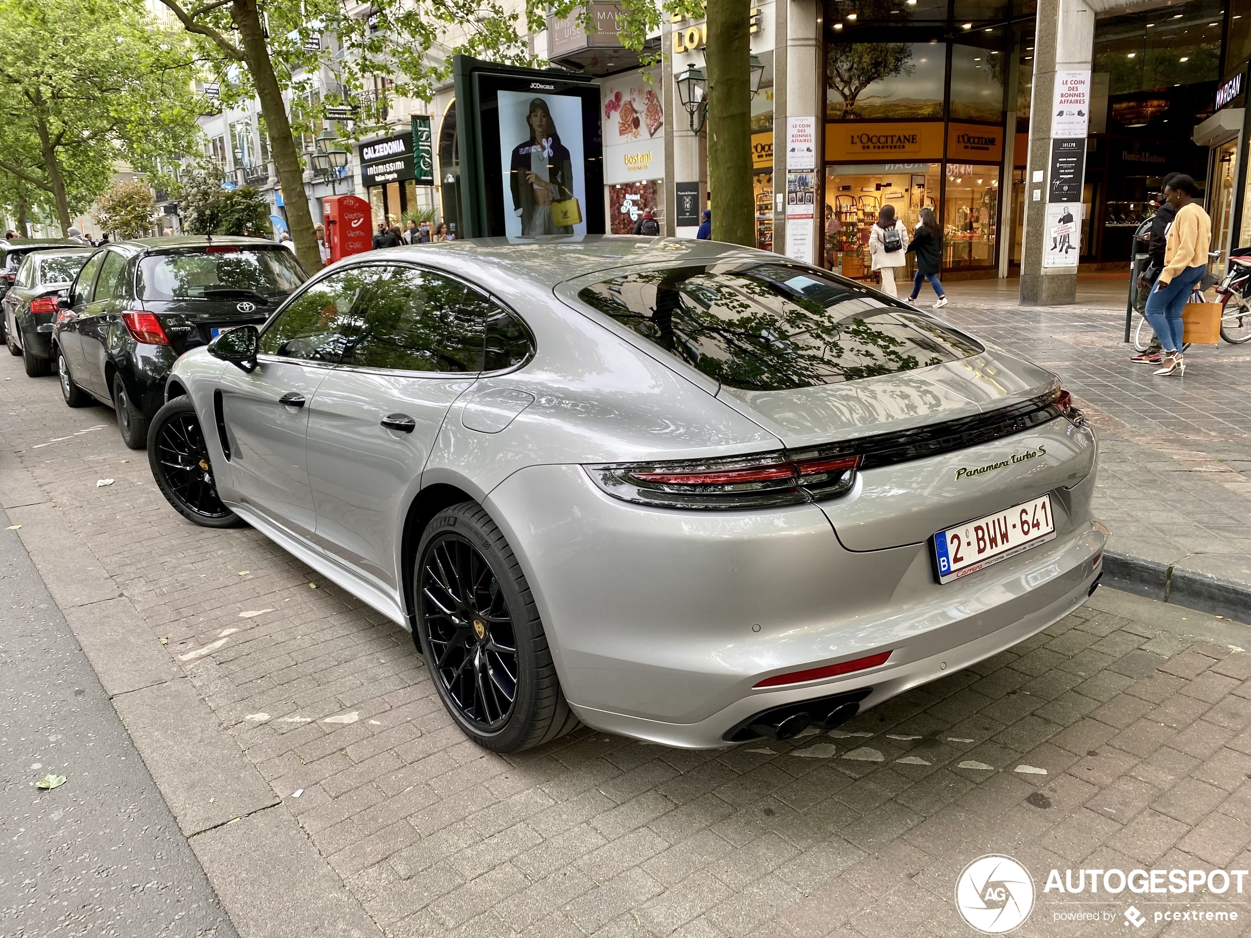 Porsche 971 Panamera Turbo S E-Hybrid