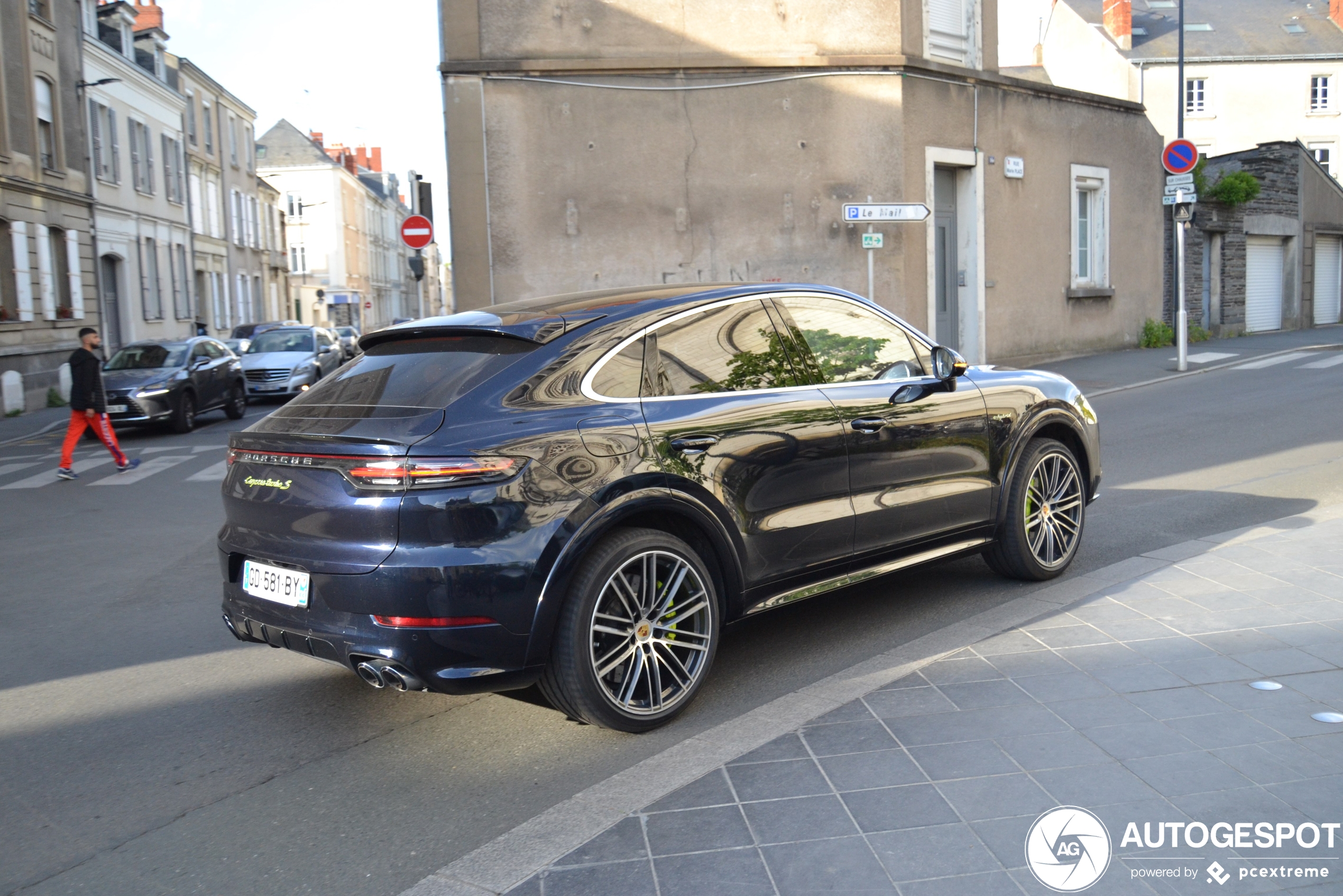 Porsche Cayenne Coupé Turbo S E-Hybrid