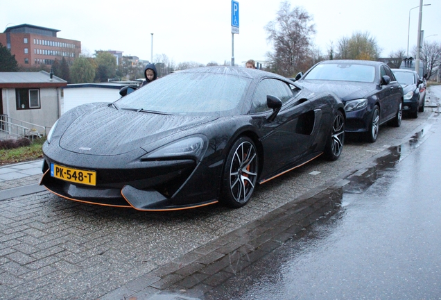 McLaren 570S