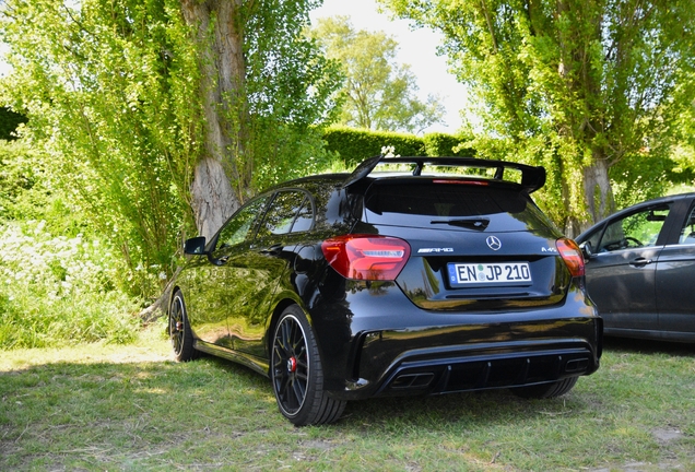 Mercedes-AMG A 45 W176 2015