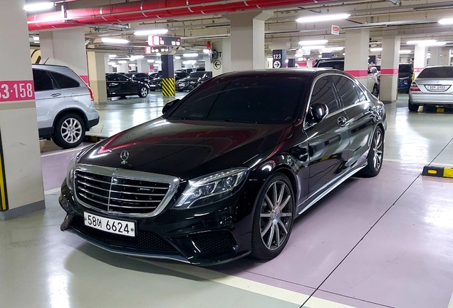 Mercedes-Benz S 63 AMG V222