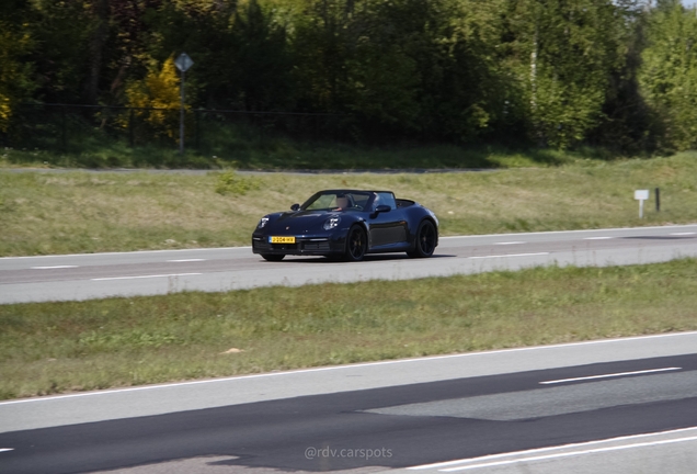 Porsche 992 Carrera 4S Cabriolet