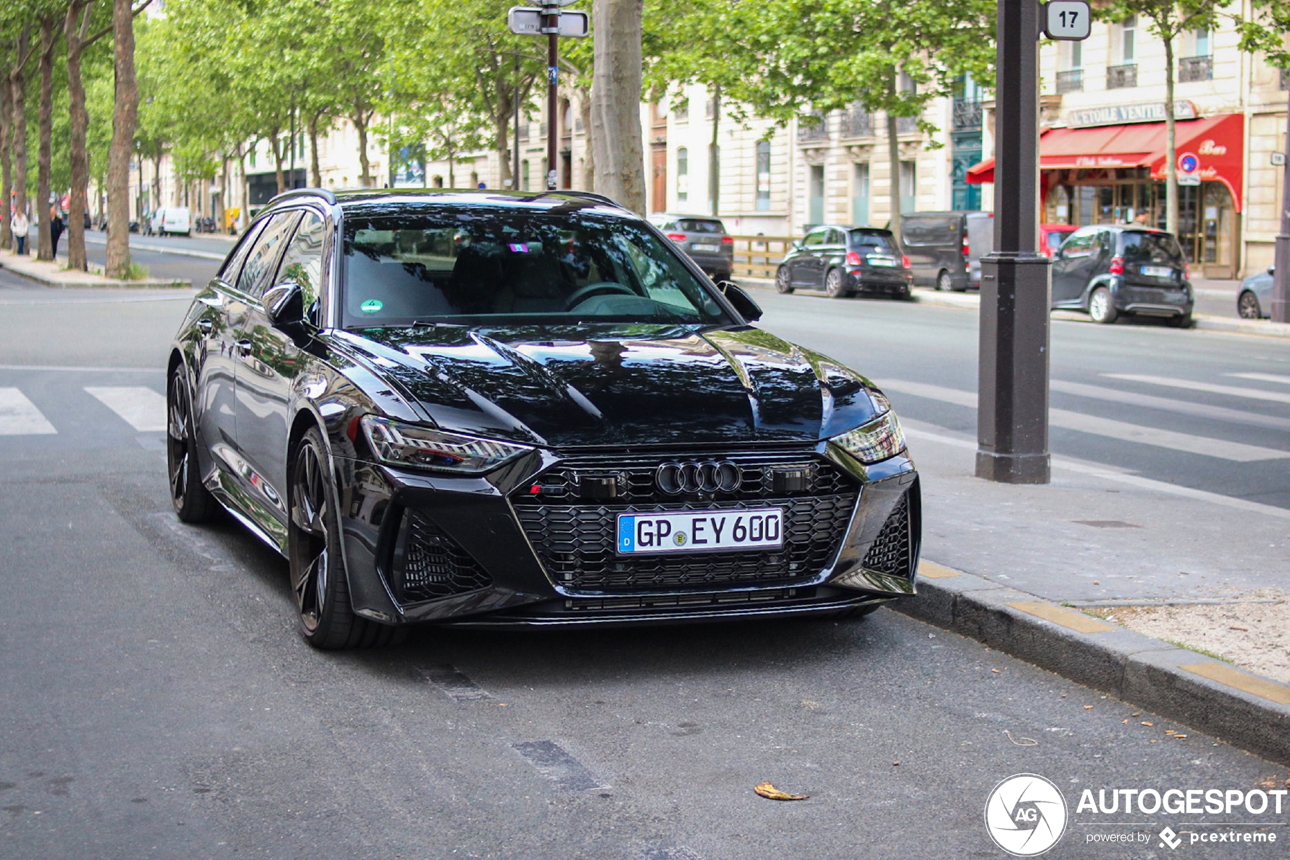 Audi RS6 Avant C8