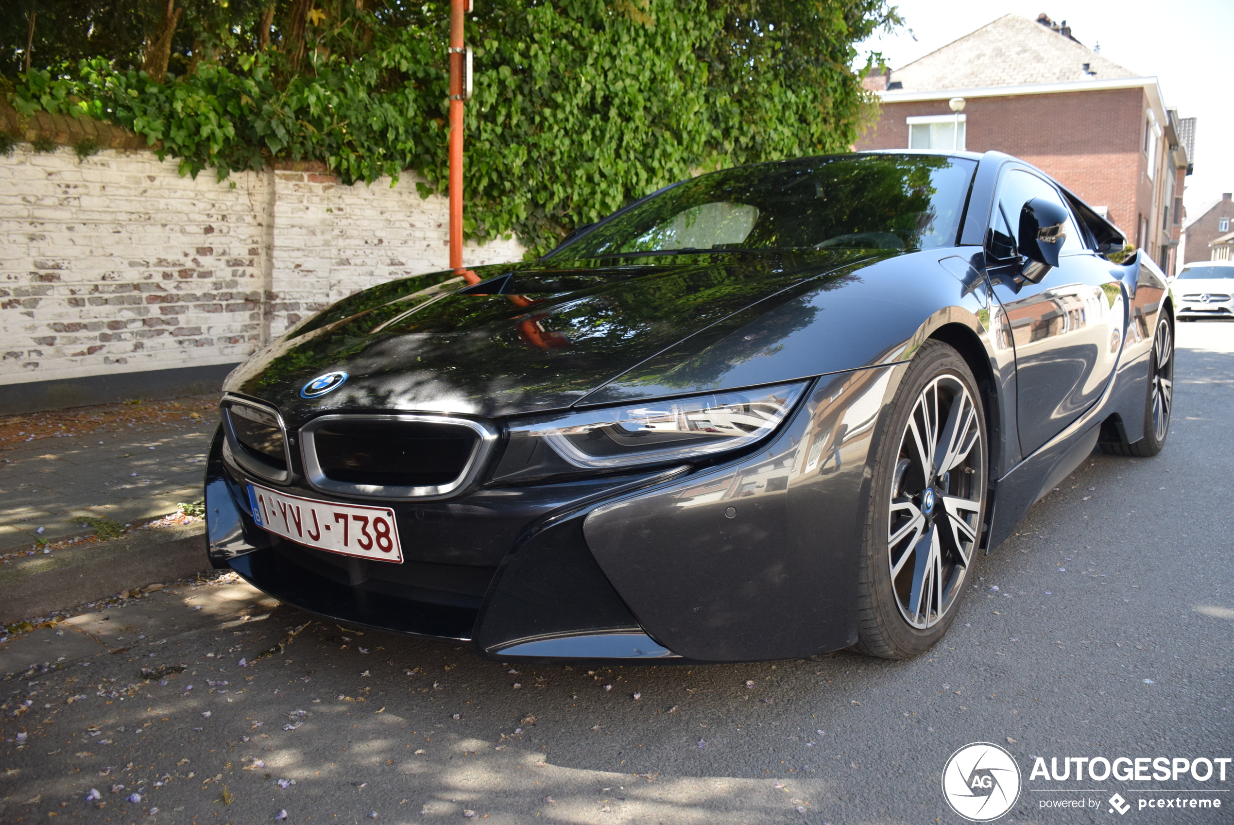 BMW i8