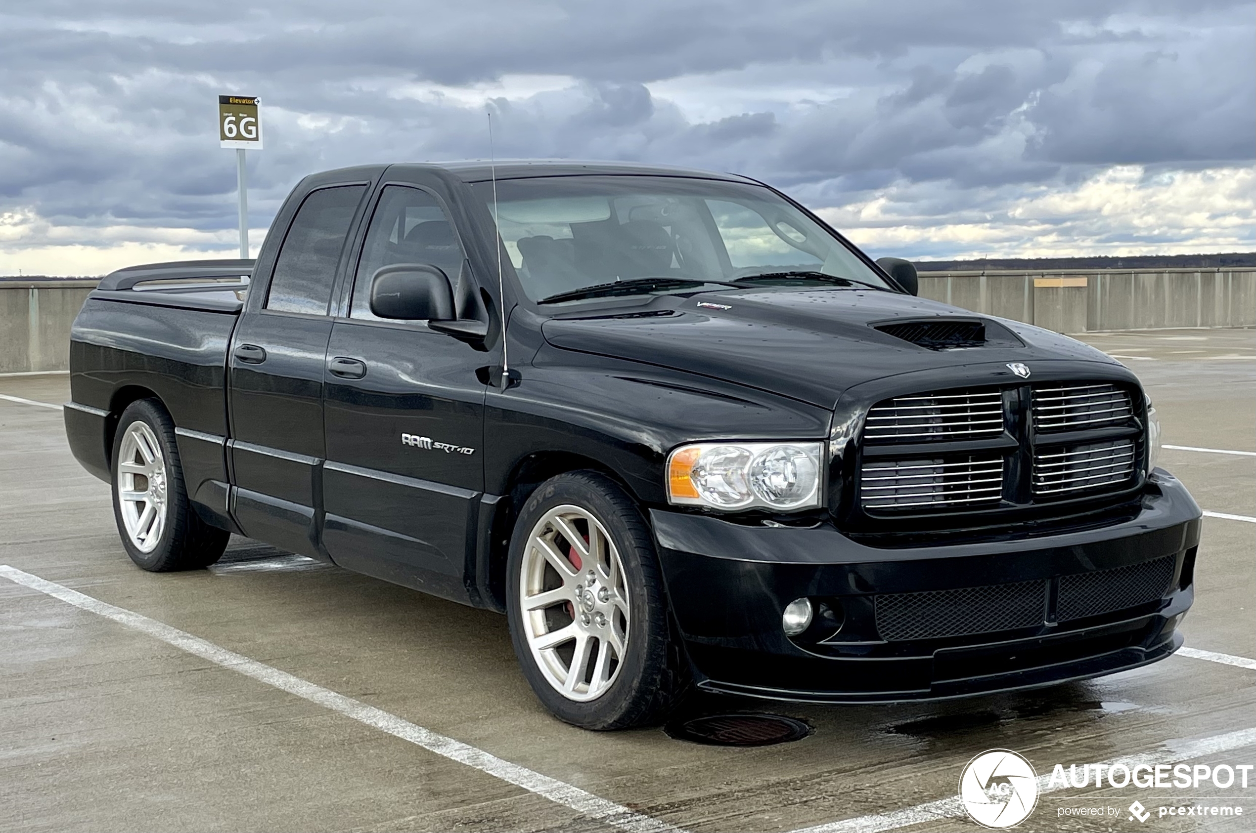 Dodge RAM SRT-10 Quad-Cab