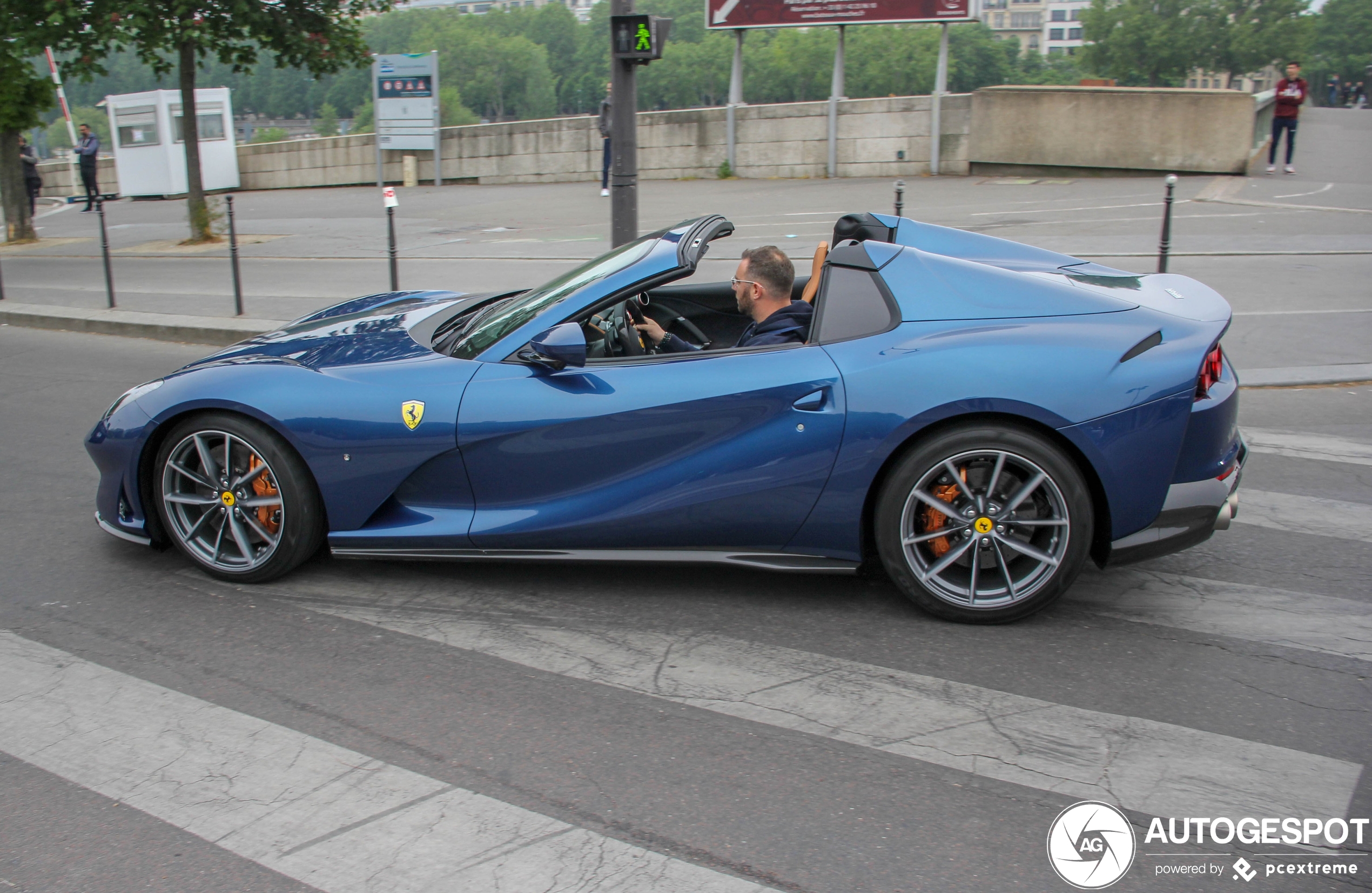 Ferrari 812 GTS