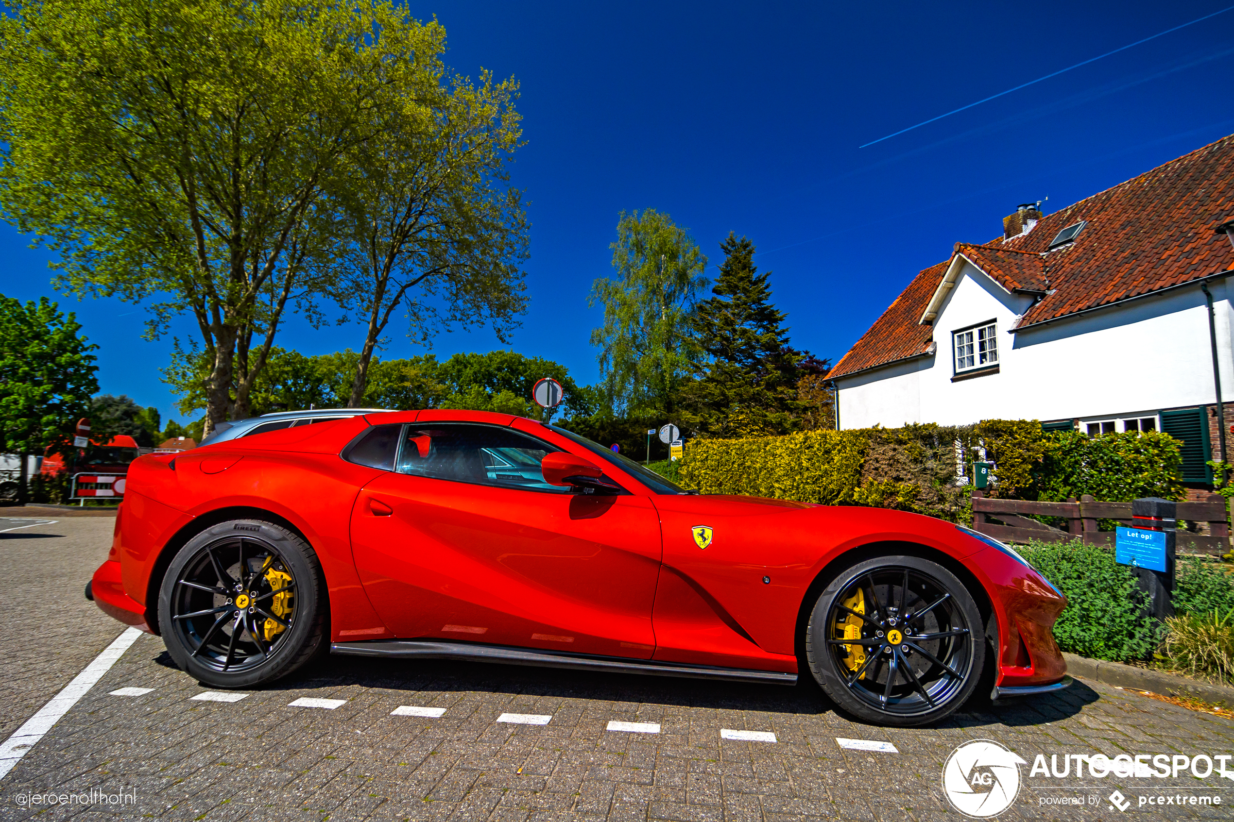 Ferrari 812 GTS