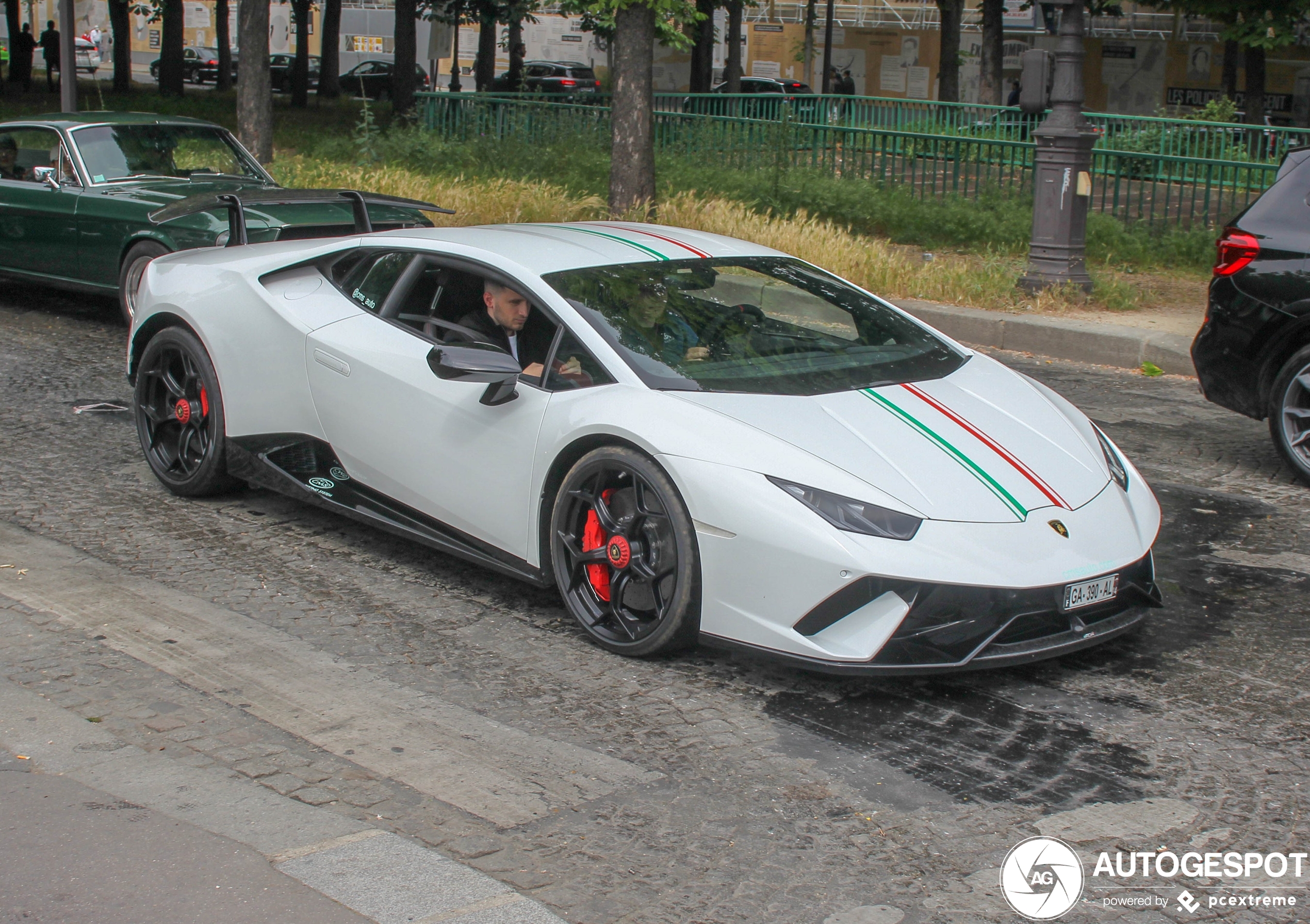 Lamborghini Huracán LP640-4 Performante