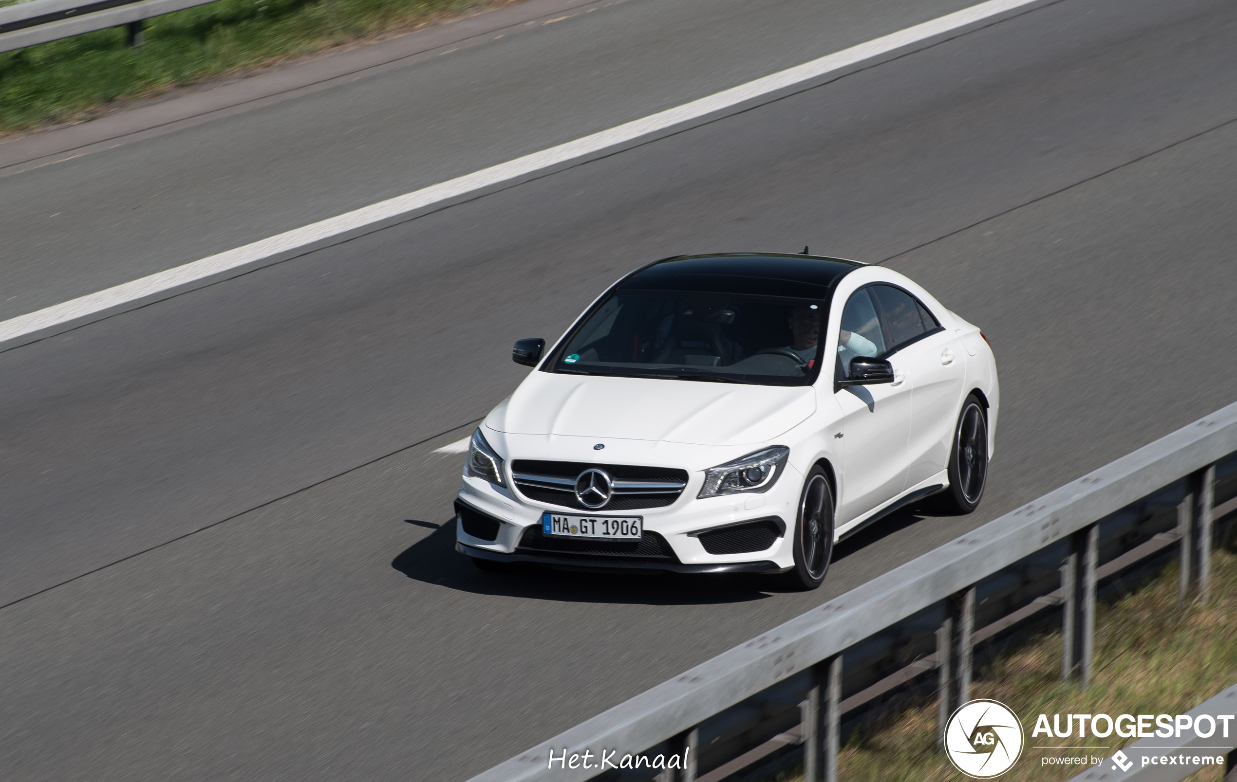 Mercedes-Benz CLA 45 AMG C117