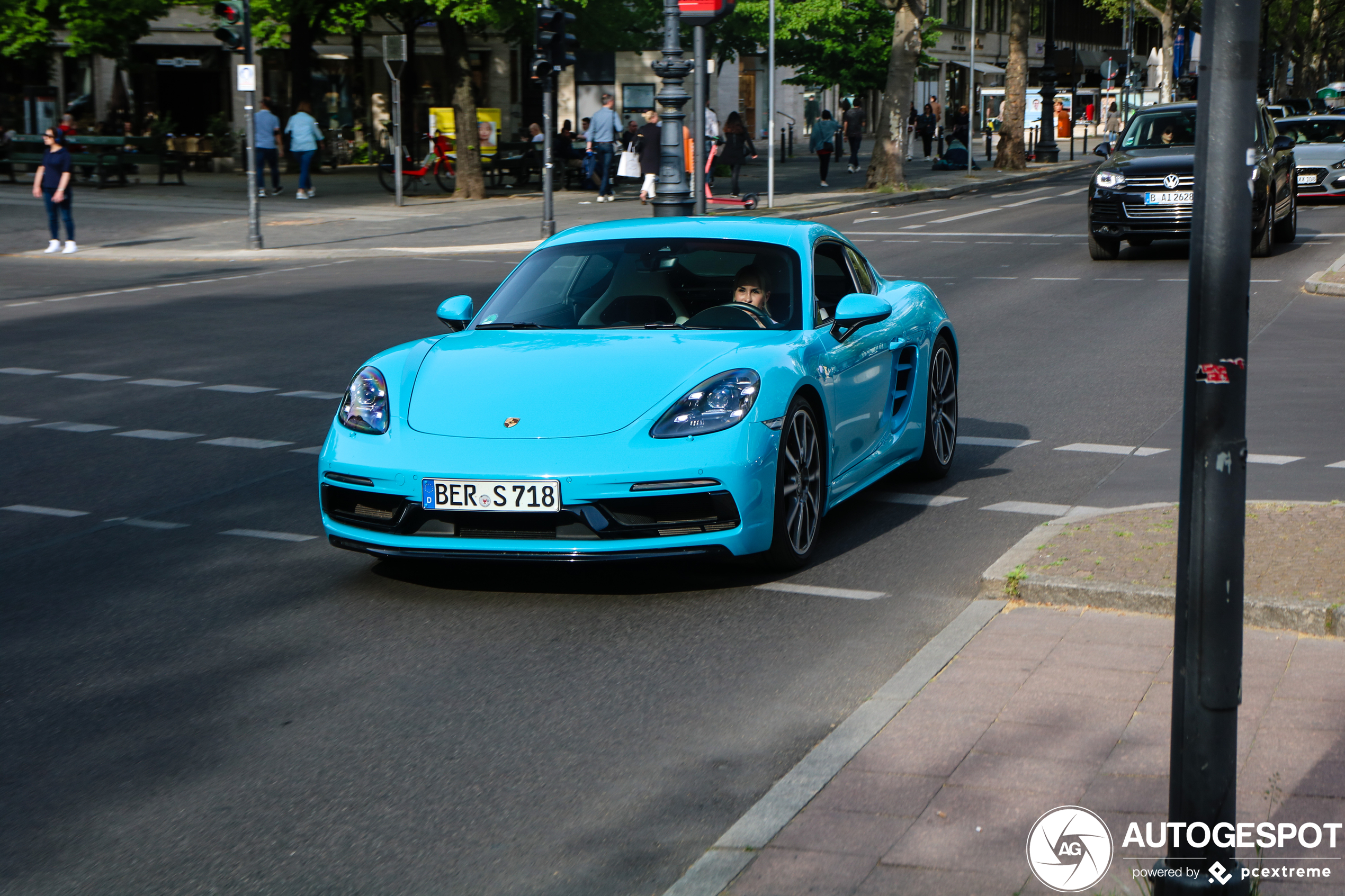 Porsche 718 Cayman S