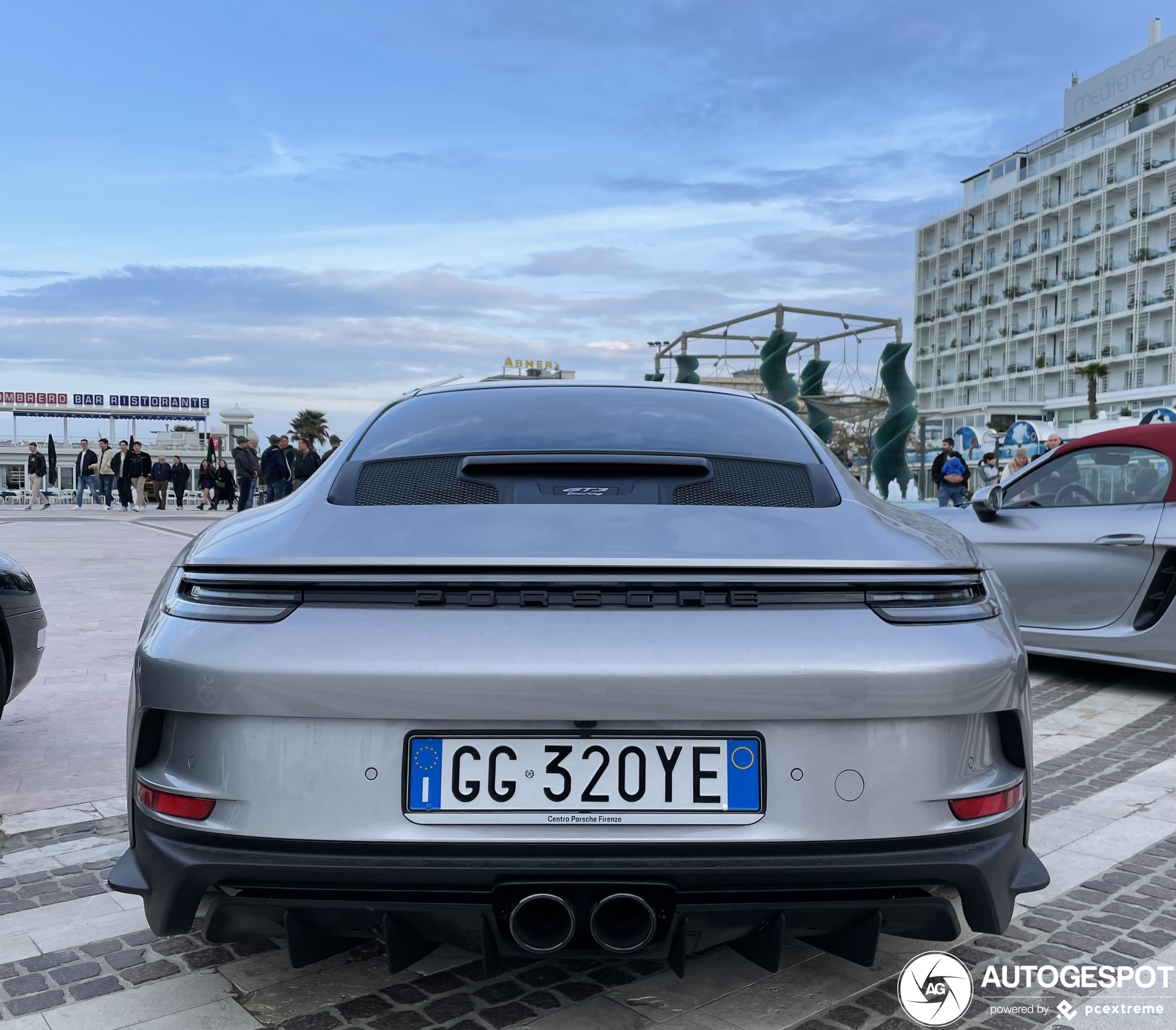 Porsche 992 GT3 Touring